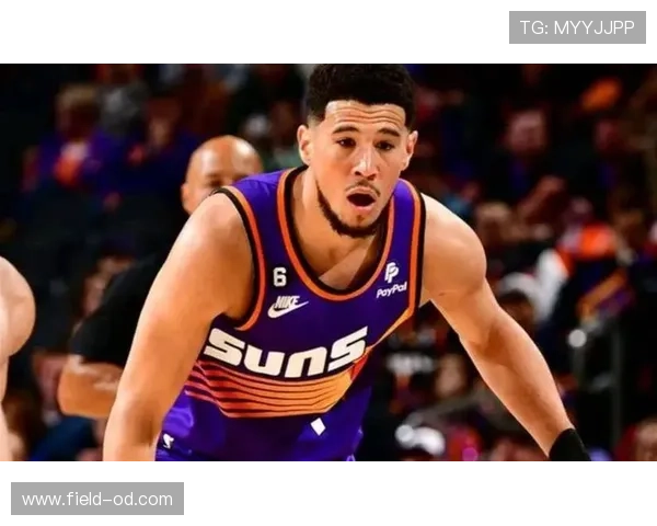 德文·布克居然用外卖点了十份沙拉？这也太奢侈了吧！