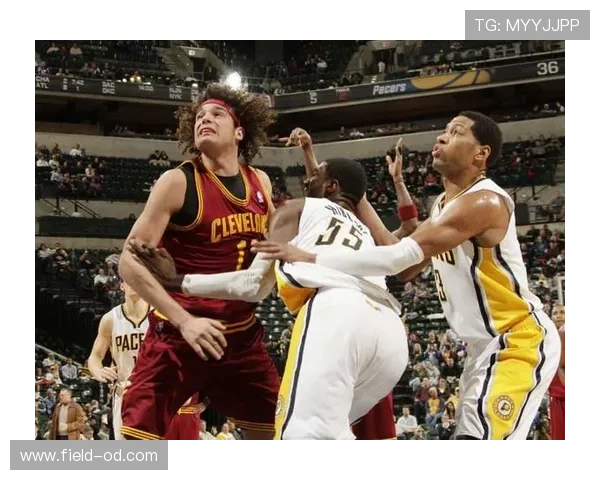 瓦莱乔篮下强攻提升掩护效率，助步行者内线进攻多样化